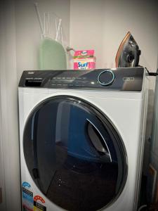 Luxury 2Bed2Bath Standalone Home With Parking