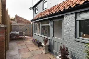 No33 HILLVIEW LODGE BOUTIQUE COTTAGE - Burnham Deepdale