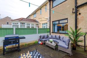 New 2 Bed House - Perfect for Contractors & Families In St Helens Weekly & Monthly Stays