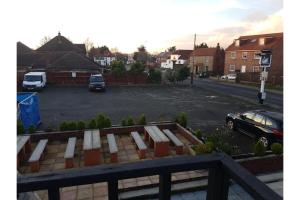 Swan Inn, Heathrow Airport