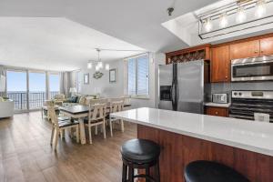 Oceania Beach Club 701