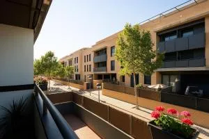 Lujoso Apartamento 3 Camas Piscina Parque Garaje Las Rozas Familiar Tranquilo - Махадаонда