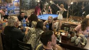 The Seaside Bungalow Hostel and Bar