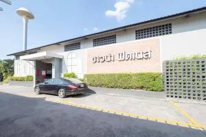 OYO 75382 Chonburi Hotel - Ban Nong Chaeng