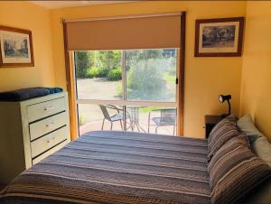 6 Wrights Close, Mallacoota