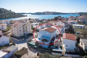 Apartments with a parking space Stupin Celine, Rogoznica - 23812 - Jarebinjak