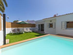 Bungalow near Yumbo & Playa del Inglés Beach