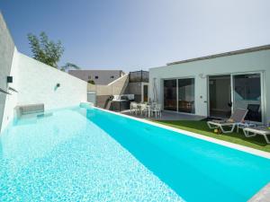 Villa in Maspalomas with Private Heated Pool