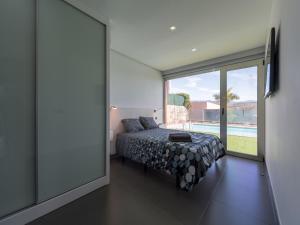 Chalet in Maspalomas with Heated Pool