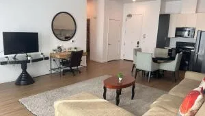 Stylish Downtown Escape with Rooftop Views - Hobart