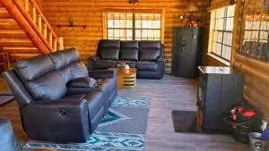 Breathe Inn Off Grid Cabin on 40 Acres - Cananea