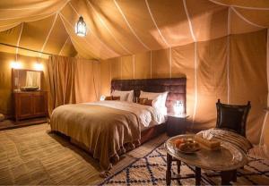 Amodo desert camp