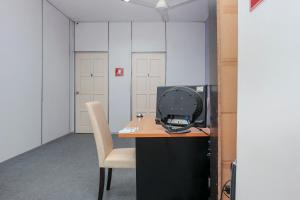 OYO 90180 Gemilang Hotel Kerteh