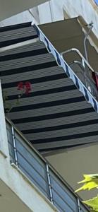 Sea la vie - Beachside Apartment