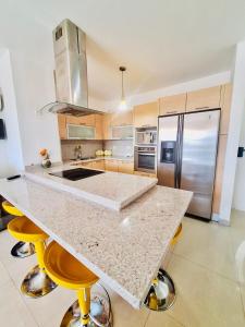 Coral Plaza Lechería Vacaciones cerca de playa