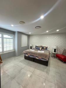 Cockatoo Retreat
