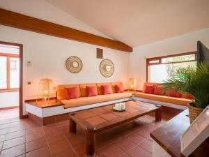 Chalet in Maspalomas with Heated Pool