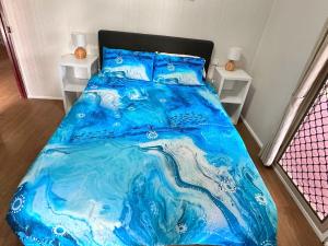 A Yearenda - Water Views -3BR - Steps to the Beach