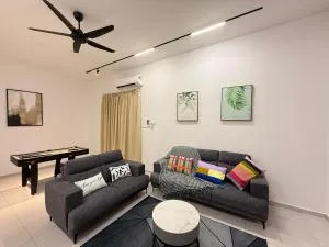 FunkyVila7 4BR 16PAX Near PantaiSepat,PoolTable - Kampung Kempadang
