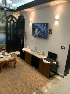 Enjoy modern cozy entire studio in a fancy building with Wi-Fi & AC and Flat screen TV in Loran in the heart of Alexandria - Kafr el Dawdar