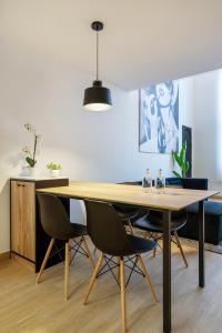 Grace Kelly 1BR Duplex by Geko