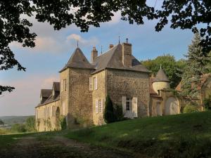 Maisons de vacances Cosy Castle in Onlay with Swimming Pool : photos des chambres