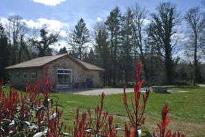 B&B / Chambres d'hotes Chateau de Puycharnaud : photos des chambres