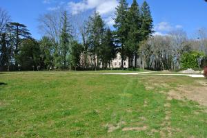 B&B / Chambres d'hotes Chateau de Puycharnaud : photos des chambres