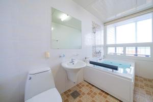 Geojedo Harmony Spa & Pet Pension