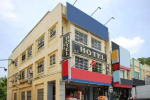 OYO 90338 Prima Saujana Budget Hotel - 加影