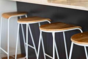 Brewers Cabin self-contained cabin at McHenry Distillery & Brewery