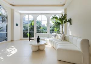 Luxe 3BR - 1 Min from Beach - Central Canggu