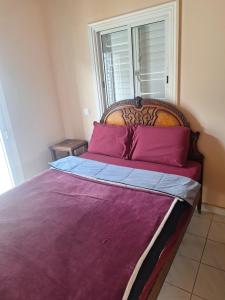 Big house near sea, shared swimming pool