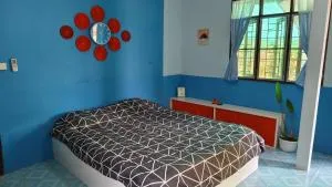 Apartment Room with Full Kitchen - Ban Rong Wua (2)