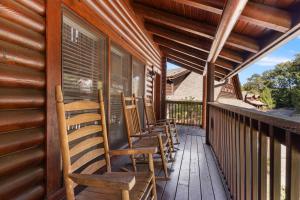 Dollywood Lane Hideaway