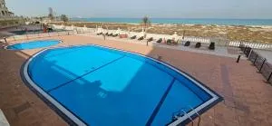 Big 2br Apartment close to the sea and Golf course - 拉斯阿尔卡麦