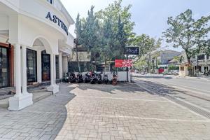 Collection O Riau Near Trans Studio Bandung Formerly Asteria Hotel