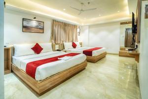 The Grand Murli Hotel, City Light Road, Surat