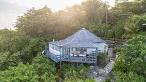 Seaview Private Villas
