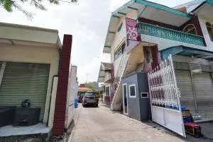 Hotel Kalimantan Surabaya - Gresik