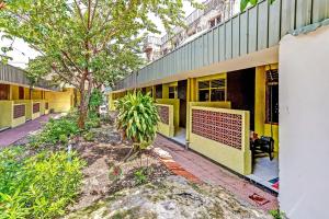 Hotel O Kalimantan Surabaya Syariah