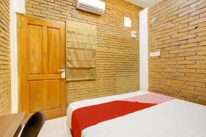 Hotel O D Kost In Kandri Semarang