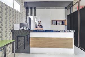 Collection O Cihampelas Near Ciwalk Formerly Regia Cihampelas