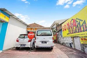 OYO 90799 Griyo Sonia - Siwalapkerto