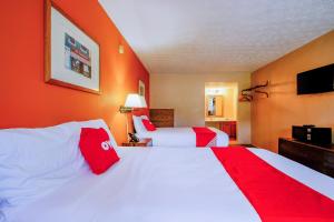 Double Room with Two Double Beds room in Chapmanville Inn