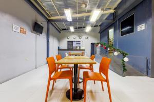 Metro Deluxe Residences
