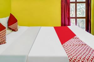 Hotel O Kampung Wisata Ekologi Puspa JagadNearGunung Kelud