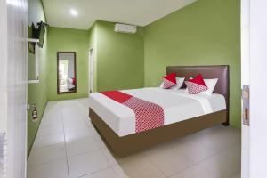 OYO Life 91027 Note Hotel Syariah