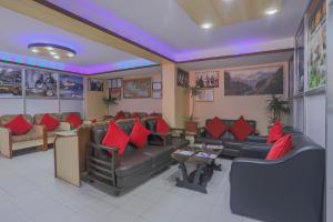 OYO 789 Hotel Shivam Plaza