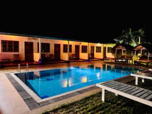 New Shan Guest - Hotely, Trincomalee